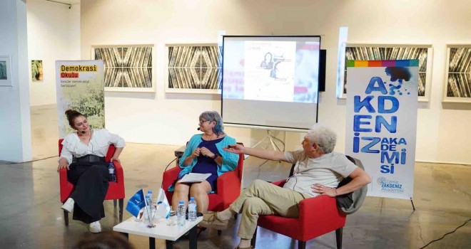 Gençler demokrasi kültürünü sanat aracılığıyla tartıştı