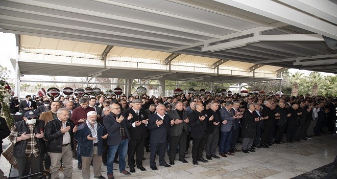 Beken son yolculuğuna uğurlandı