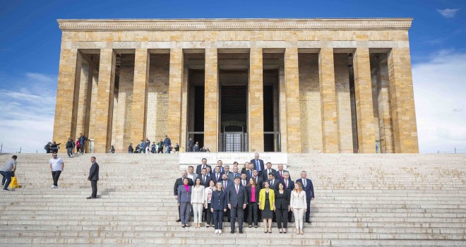 Başkanlardan Anıtkabir'e ziyaret