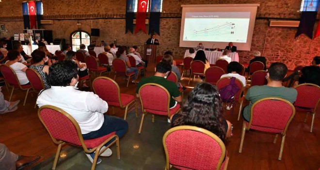 İzmirlilerden nostaljik tramvaya tam destek