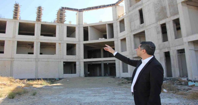 Başkan Kayalar’ın girişimleri sonuç verdi hastane ihalesine çıkılıyor