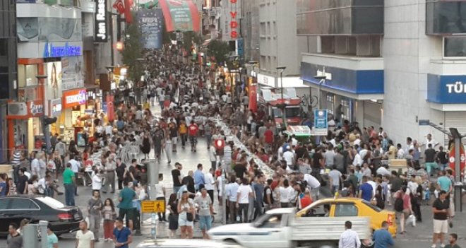 Çarşı'dan 1500 kişiye iftar