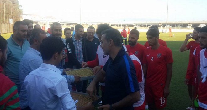 Çarşıdan baklava ziyafeti