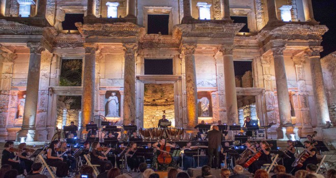 34. Uluslararası İzmir Festivali başladı