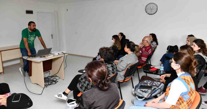 Çiğli Belediyesi'nin İstihdama Desteği Sürüyor