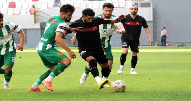 Karşıyaka Okan Baydemir ile yollarını ayırdı