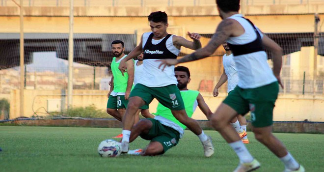 Karşıyaka stoper arayışında