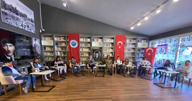 Balçova Dünya Çocuklarına kardeşlik köprüsü oldu