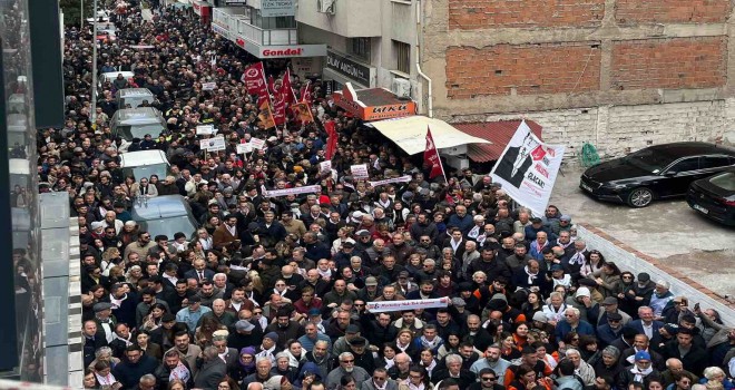 İzmir’de İmamoğlu’na destek yürüyüşü