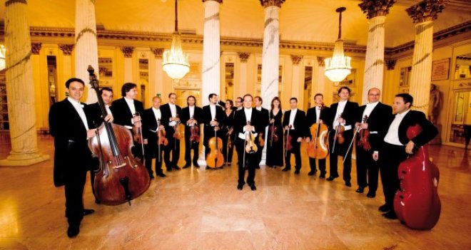 Celsus'ta bir dünya prömiyeri