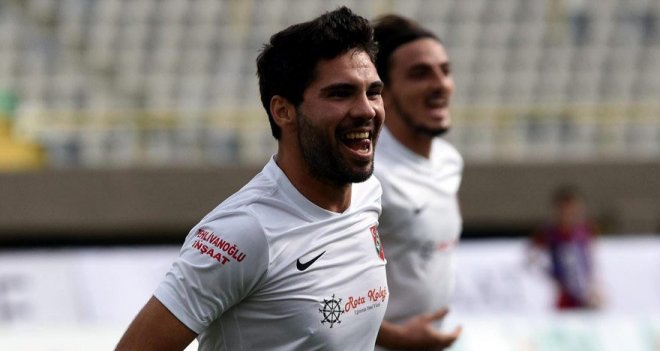 Cenk Özbey yuvaya dönüyor...