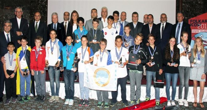 Çeşme Yelken Haftası ödül töreniyle sona erdi