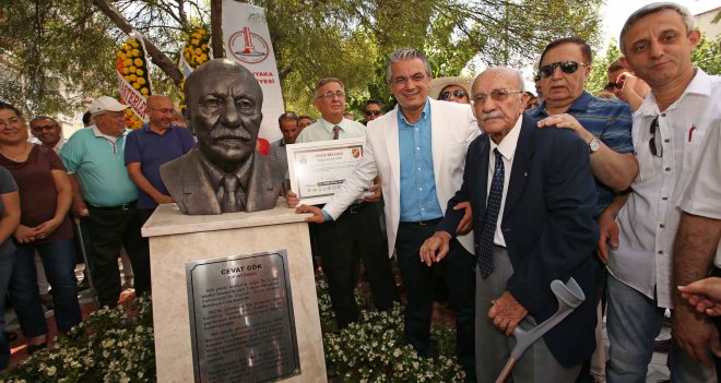 Cevat Baba Karşıyaka’da ölümsüzleşti!