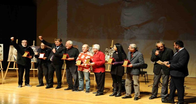 Karşıyaka, Nazım Hikmet'i andı