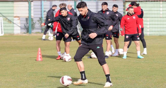 Karşıyaka, Turgutluspor karşısında