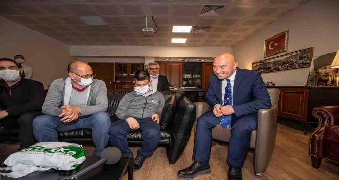 Başkan Soyer kusursuz kulağa sahip Bager’i ağırladı