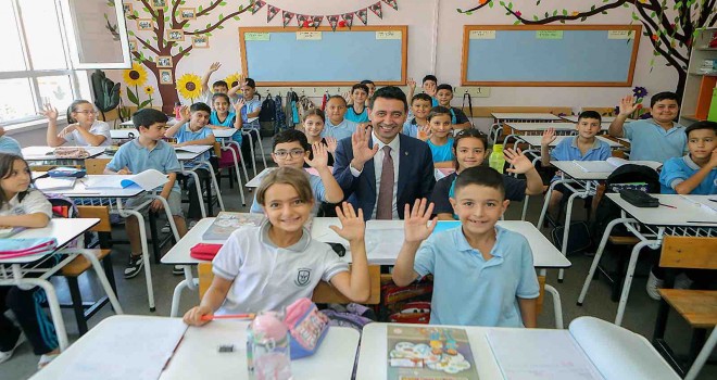 Başkan Önal'dan öğrencilere sürpriz ziyaret