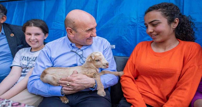 Başkan Soyer: Burada siyaset yapmıyoruz