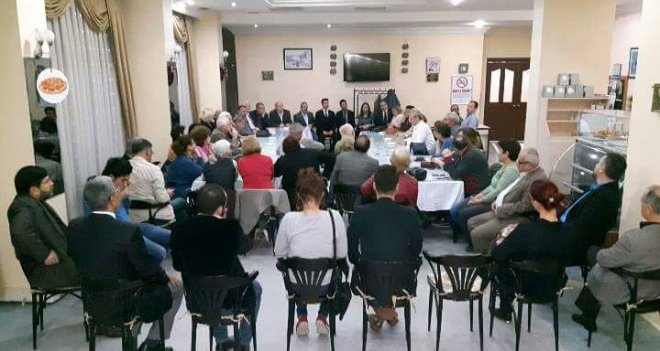 CHP Karşıyaka sokağa indi...