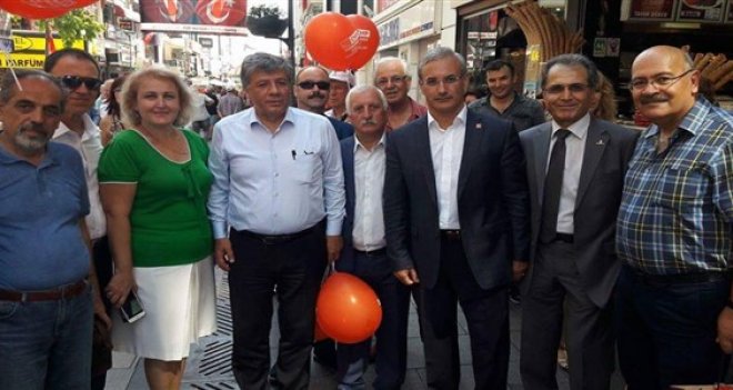 CHP Karşıyaka'da bayramlaşma coşkusu