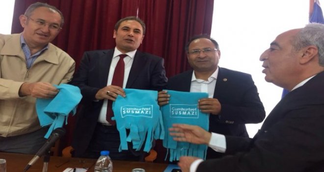 CHP'li Sertel: Binali Yıldırım İzmir için bir şanstır, Hayır dersek onu da kurtarmış oluruz