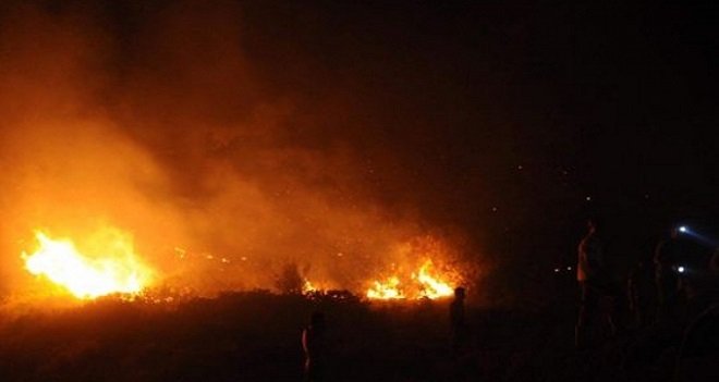 ÇİĞLİ'DEKİ YANGIN KORKU DOLU SAATLER YAŞATTI