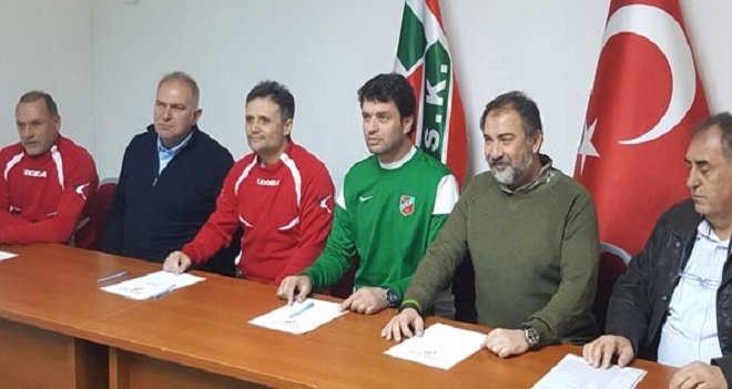 Cihat Arslan imzaladı...