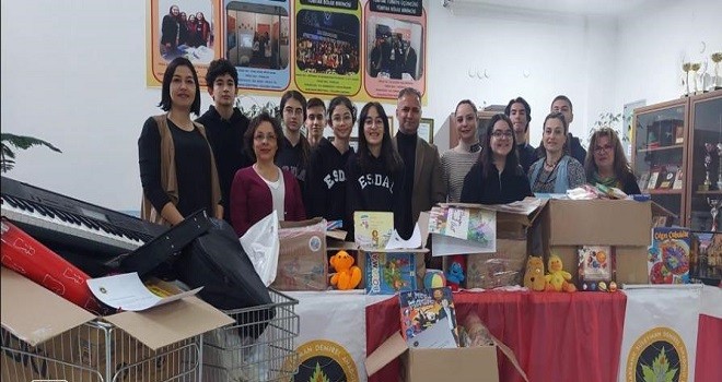 Öğrencilerden ‘Sanatla İyileşiyoruz’ kampanyasına tam destek