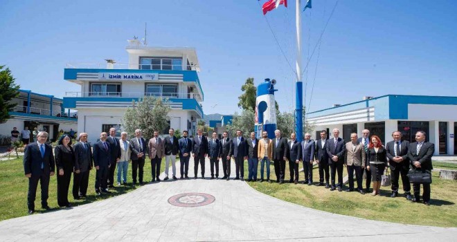 Başkan Tugay: Önceliğimiz halkımızın ihtiyaçları