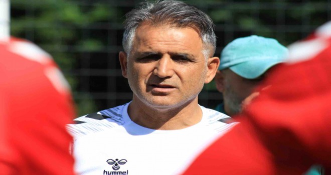 Basatemür: En az 3 transfer daha yapmalıyız