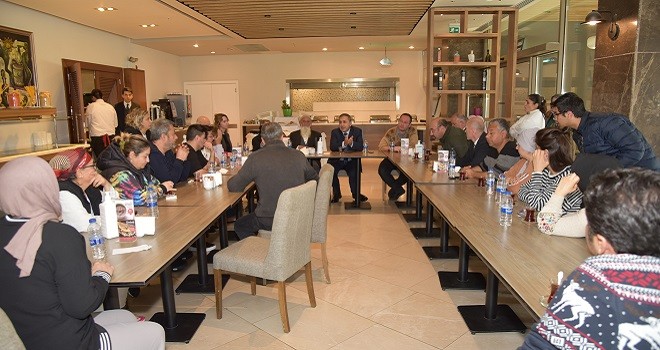 Kaymakam Demir, depremzedeleri ziyaret etti, sorunlarını dinledi