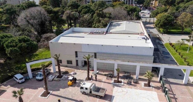 İzmir'e yeni bir kütüphane geliyor...