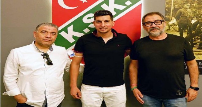 Karşıyaka Onur Türk ile de el sıkıştı