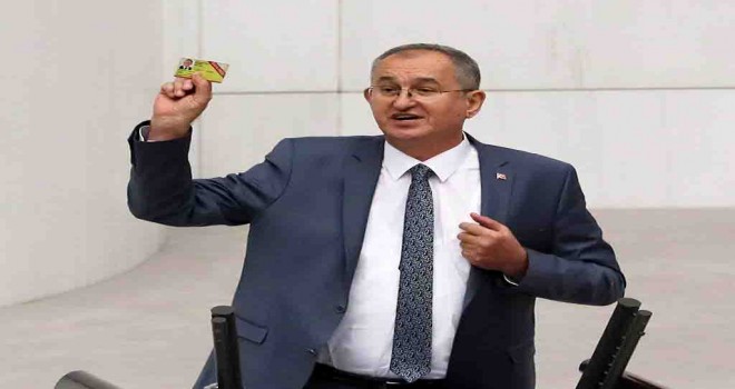 CHP’li Sertel’den 24 Temmuz mesajı: Toplum adalete olduğu kadar basın özgürlüğüne de susadı