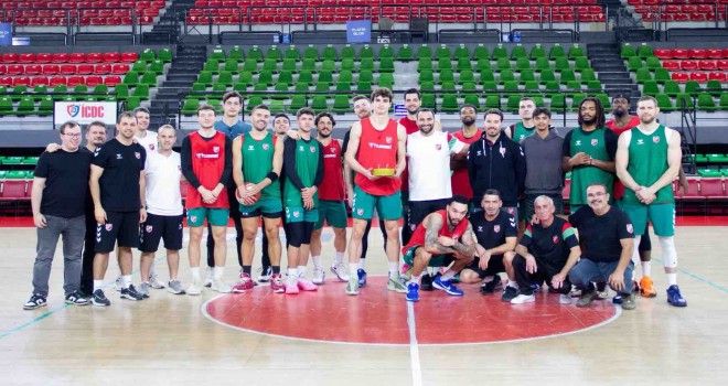 Karşıyaka kritik maçta Manisa Basket'i konuk ediyor
