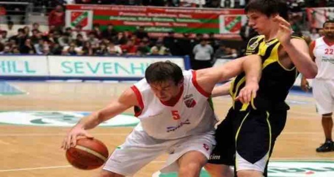 Karşıyaka'nın eski oyuncusu Asım Pars hayatını kaybetti