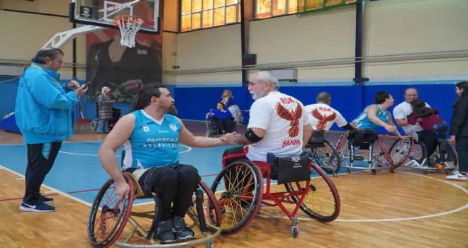 Engel tanımayan sporculardan farkındalık maçı