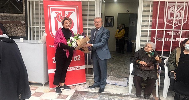 Müftü Gürler, Yardımseverler Derneği'ni ziyaret etti