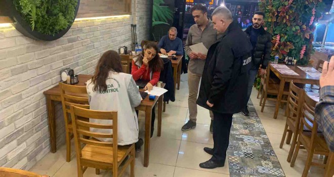 Bayraklı zabıtasından yılbaşı denetimi