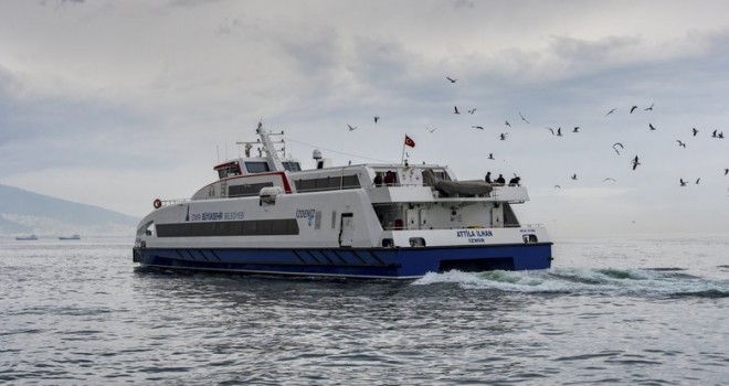 Bostanlı - Üçkuyular arabalı vapur seferleri iptal edildi