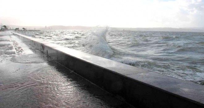Fırtına bugün de etkisini sürdürüyor...