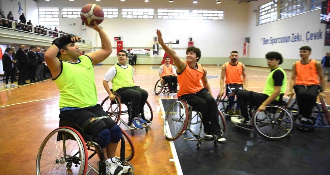 Bornova’da farkındalık yaratan maç