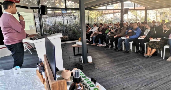 Bornova’da Tıbbi ve Aromatik Bitki Yetiştiriciliği eğitimi