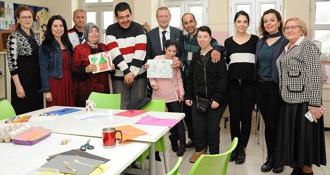 Çalışır'lar, 23 Yaş Üstü Engellileri ziyaret etti