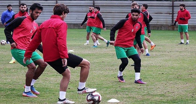 Galibiyeti kaçıran futbolculara 1000'er TL prim…