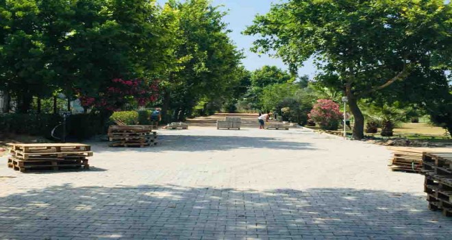 Urla’da çalışmalar hız kesmeden devam ediyor