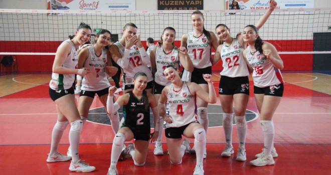 Endo Karşıyaka normal sezonu galibiyetle tamamladı