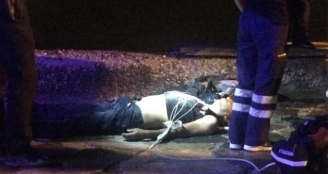 Denize düşen adam boğularak can verdi