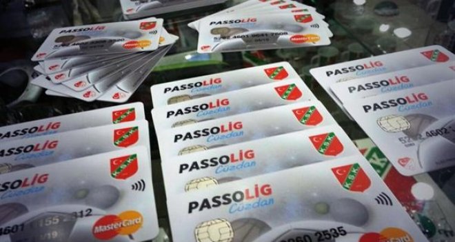 Derbiye giden imzalı topu kapacak