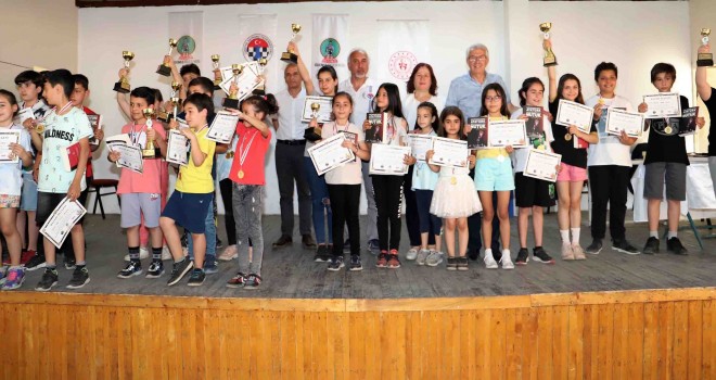 Satrançta büyük buluşma Birgi’de yaşandı